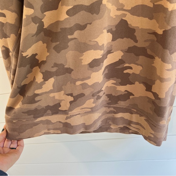 Lululemon Perfectly Oversized Crew Heritage 365 Camo Beige Multi-4 - Picture 8 of 16